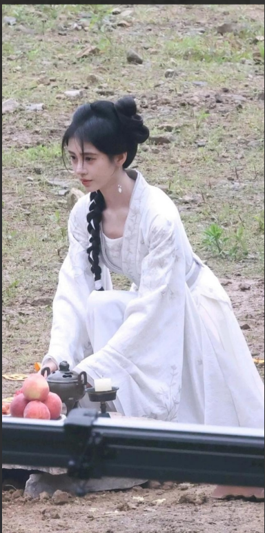 Cúc Tịnh Y lộ tạo hình trong phim mới, mỹ nữ 4000 năm luôn xinh đẹp nhưng còn kém xa Bạch Lộc - Ảnh 4